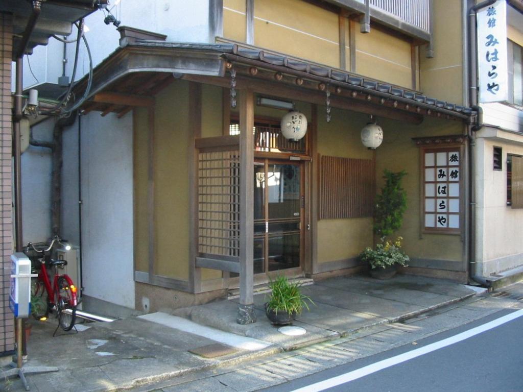 גוג'ו Miharaya Ryokan מראה חיצוני תמונה