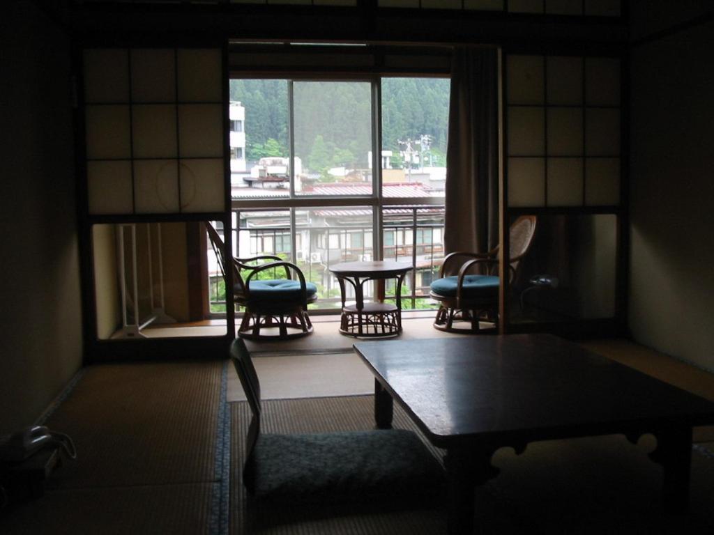 גוג'ו Miharaya Ryokan חדר תמונה