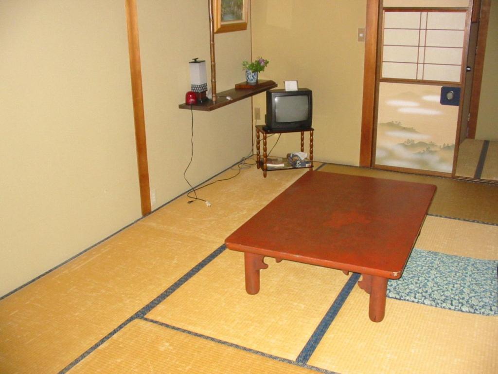 גוג'ו Miharaya Ryokan חדר תמונה